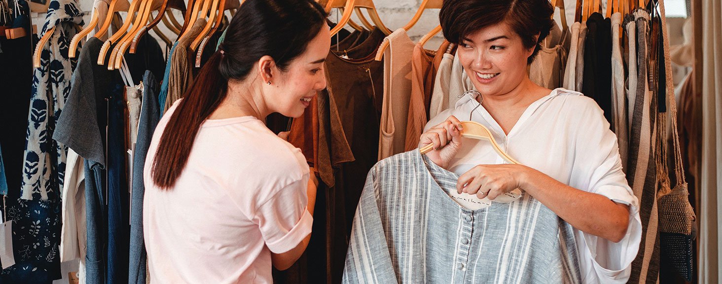 Woman showing clothes banner-14